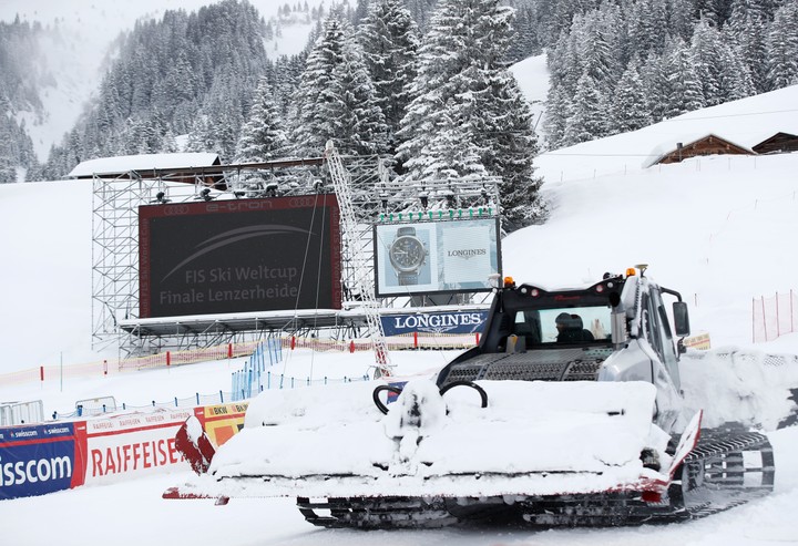 V Lenzerheide veria, že v stredu sa bude trénovať aj súťažiť v zjazde
